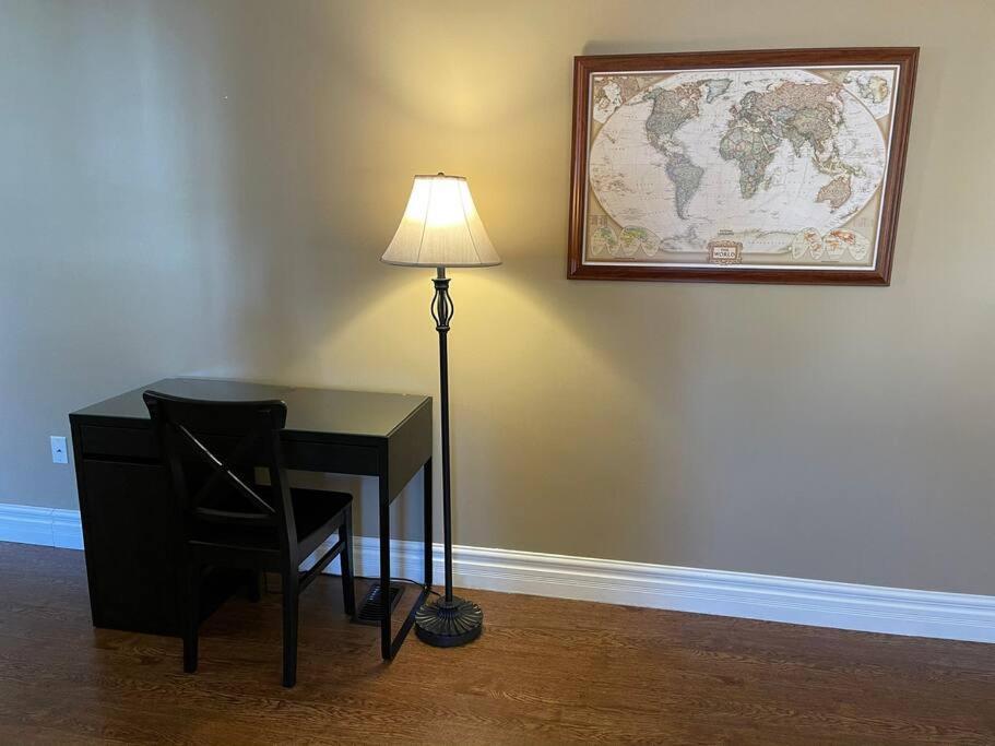 Cozy 2 Bedroom Home In Chatham - Left Side Bagian luar foto