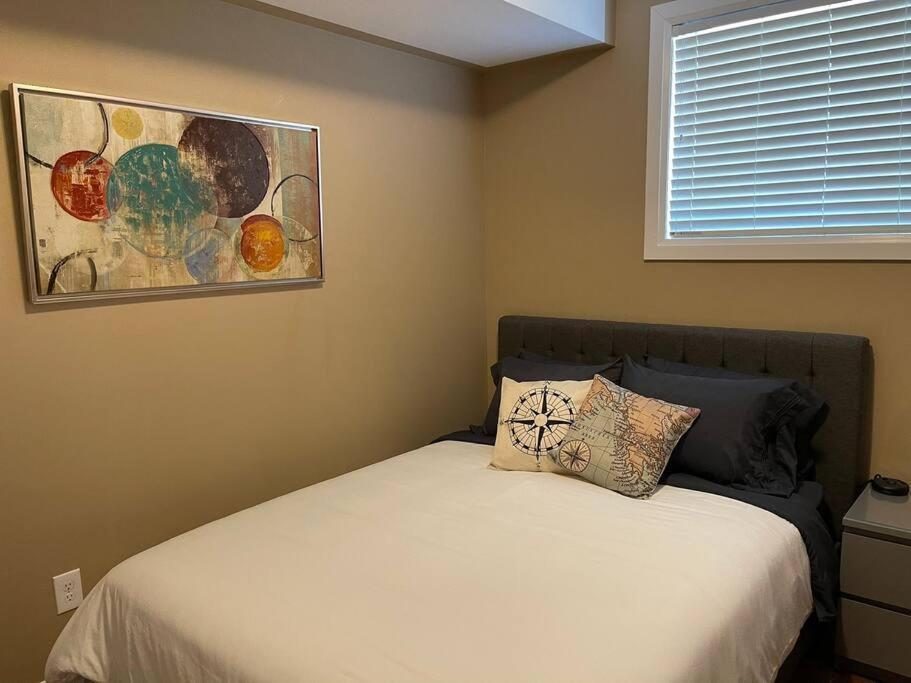 Cozy 2 Bedroom Home In Chatham - Left Side Bagian luar foto